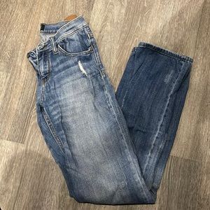 Judy Blue medium wash straight leg jeans